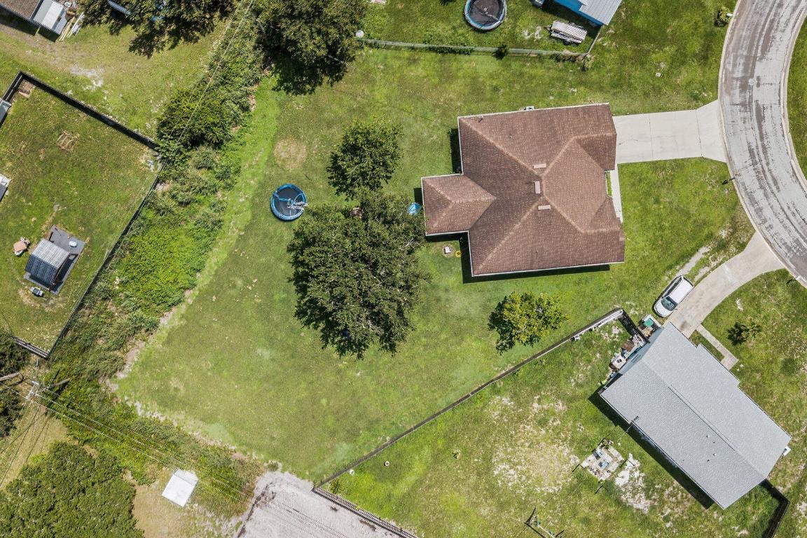 SEBASTIAN HIGHLANDS UNIT 17 - Residential