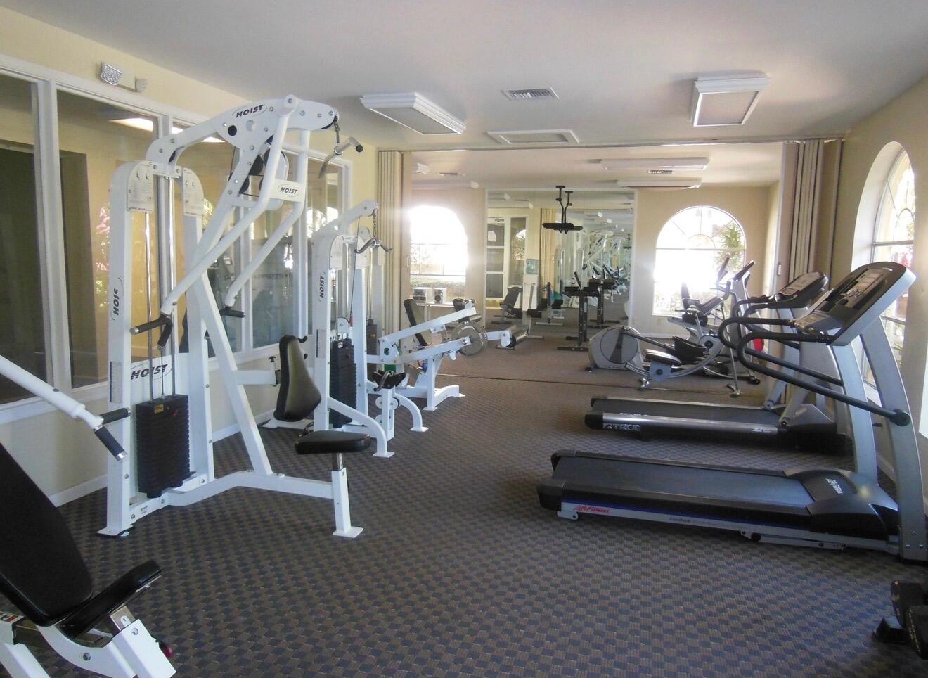 STERLING VILLAGES OF PALM BEACH LAKES CONDO - Residential Lease