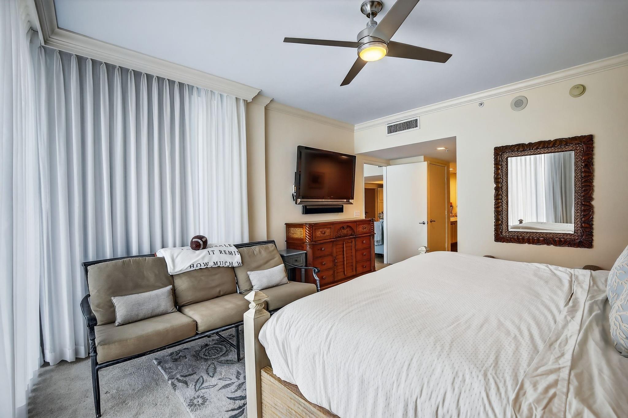 LAS OLAS RIVER HOUSE COND - Residential