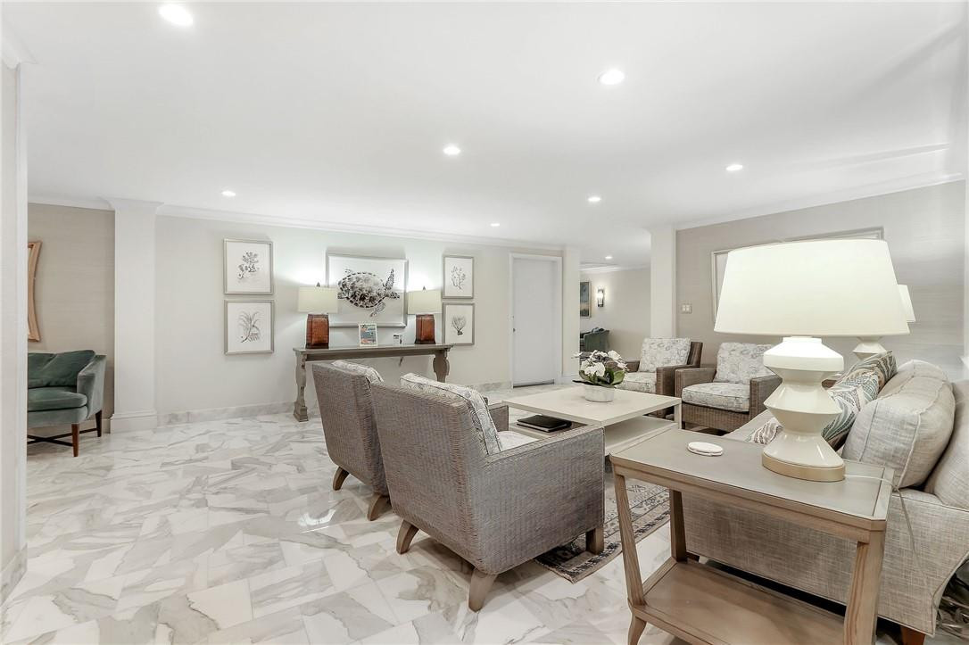 Lago Mar Place - Residential