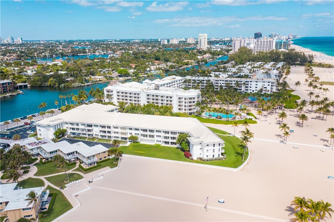 Lago Mar Place - Residential