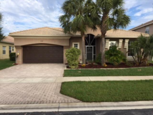 2111 Bellcrest Court Court