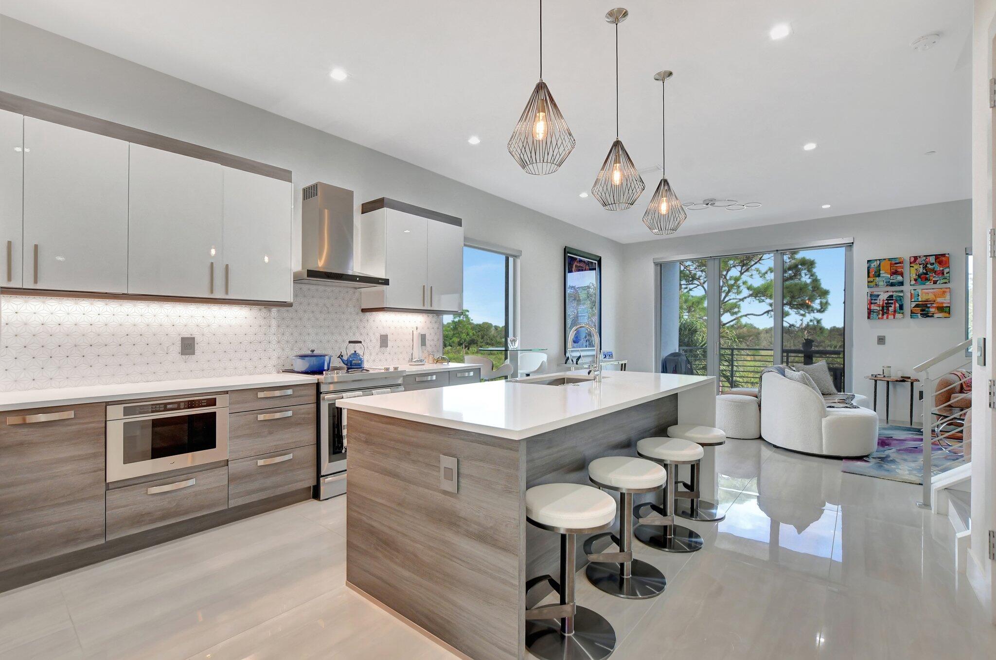 SPANISH RIVER TOWNHOMES - Residential