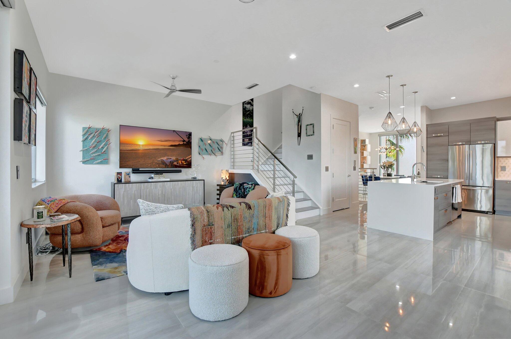 SPANISH RIVER TOWNHOMES - Residential