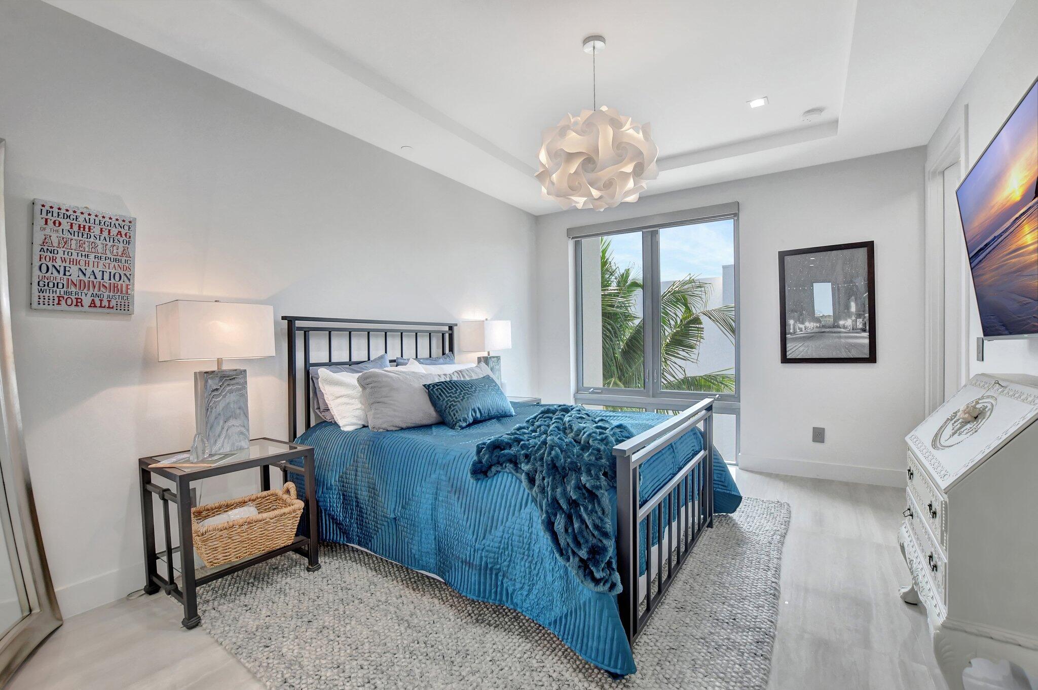 SPANISH RIVER TOWNHOMES - Residential
