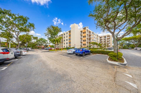 Tiny photo for 3249 Riverside Dr #D-202, Coral Springs, FL 33065 (MLS # B26006902)