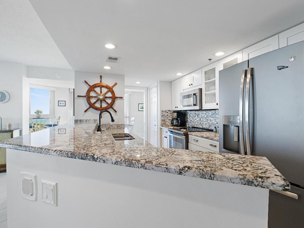 AQUANIQUE OCEAN CLUB, A CONDOMINIUM - Residential Lease