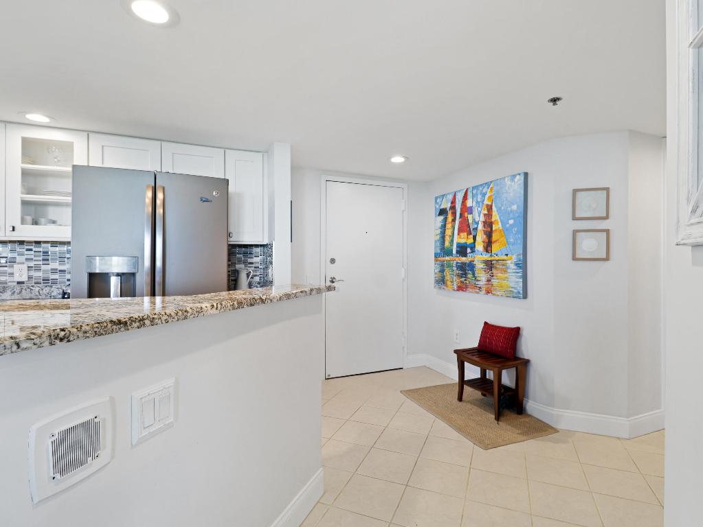 AQUANIQUE OCEAN CLUB, A CONDOMINIUM - Residential Lease