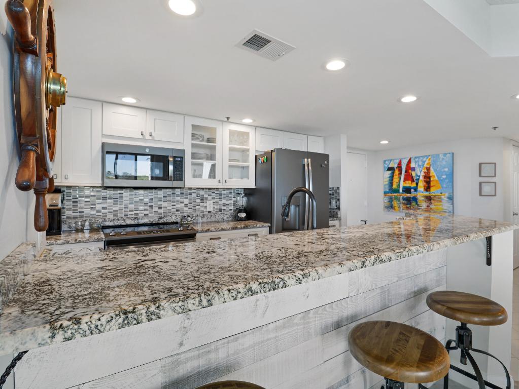 AQUANIQUE OCEAN CLUB, A CONDOMINIUM - Residential Lease