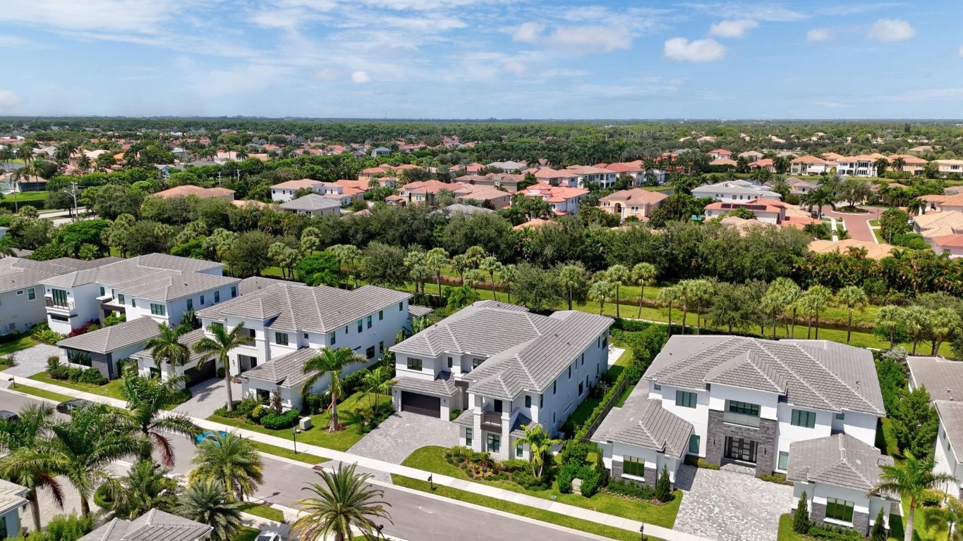 Royal Palm Polo - Residential