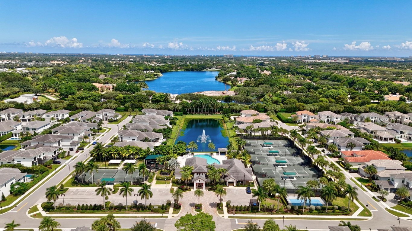 Royal Palm Polo - Residential