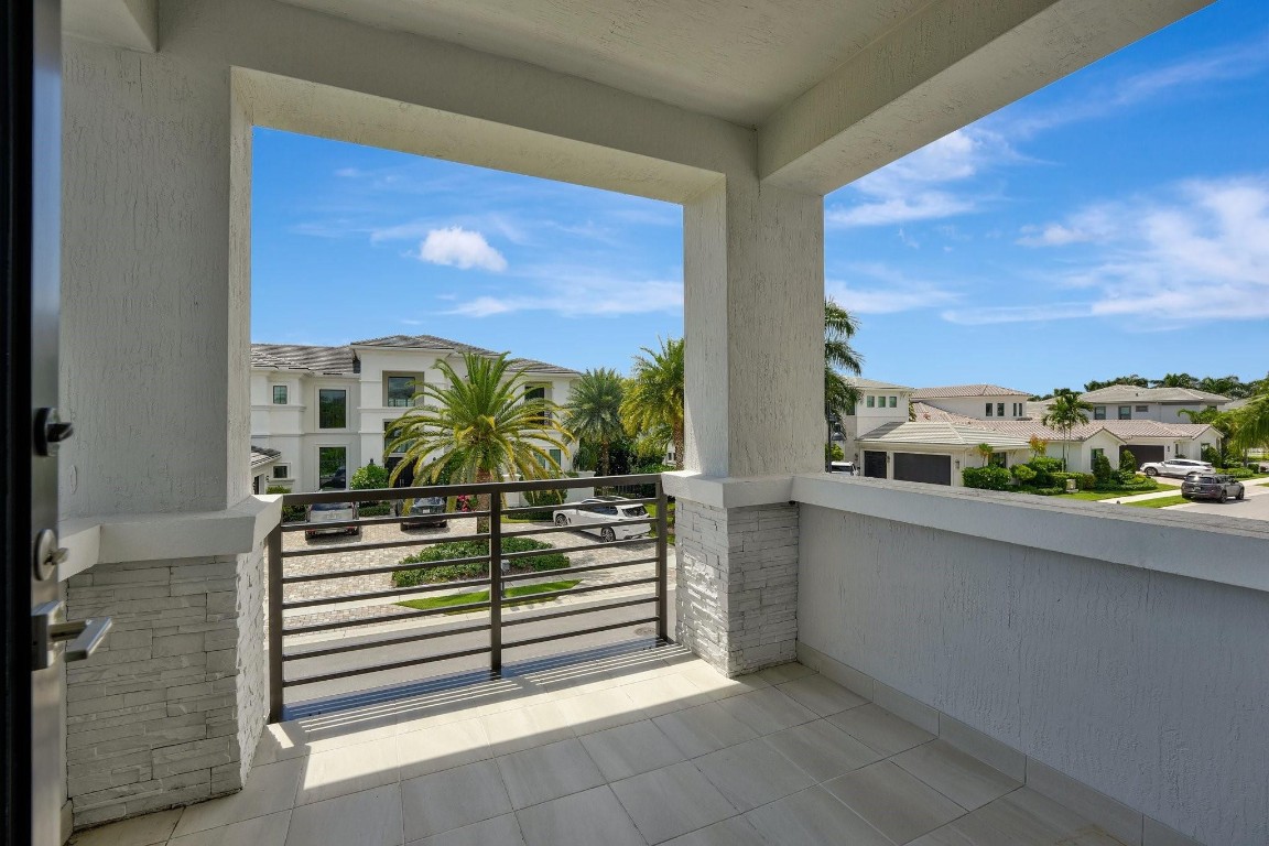 Royal Palm Polo - Residential