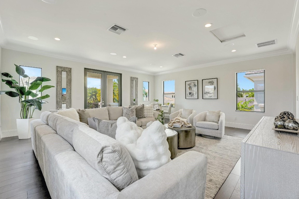 Royal Palm Polo - Residential