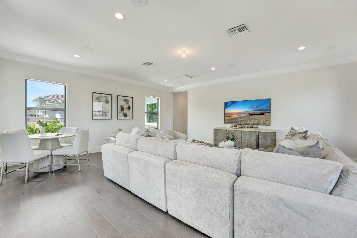 Royal Palm Polo - Residential