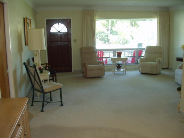 MONTEZ GARDENS - Residential Lease