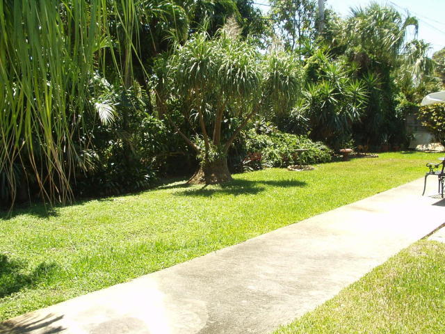 MONTEZ GARDENS - Residential Lease