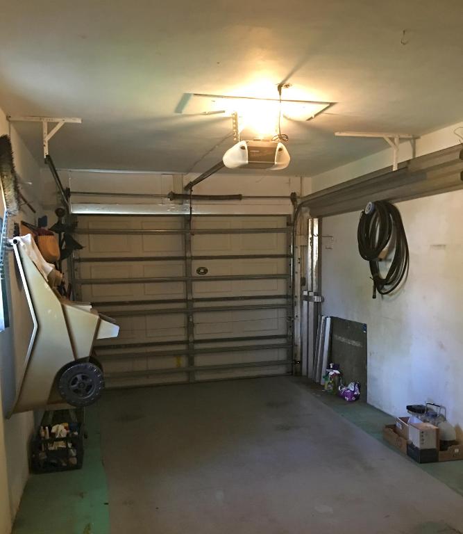 MONTEZ GARDENS - Residential Lease