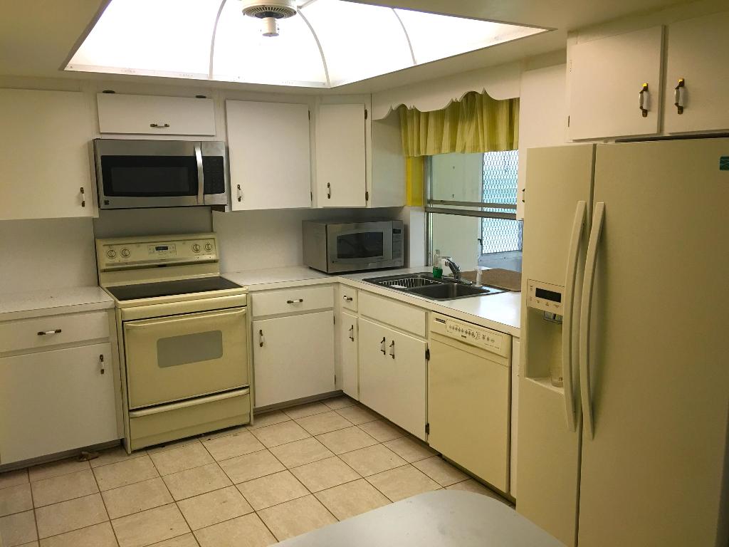 MONTEZ GARDENS - Residential Lease