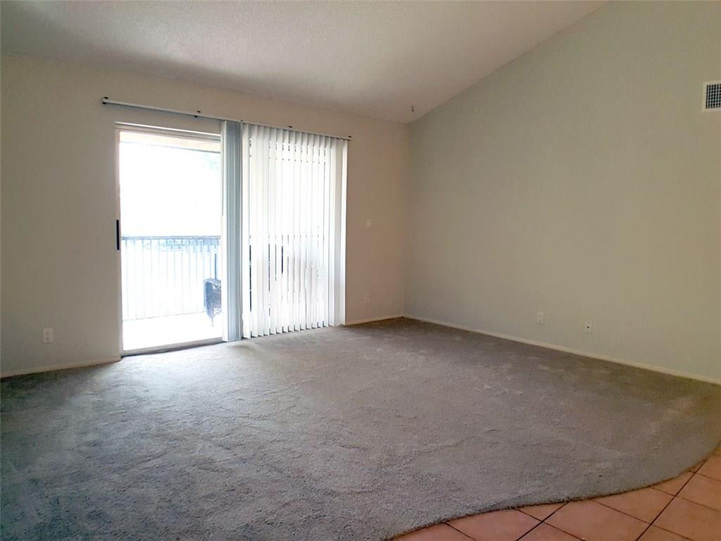 Oakland Forest Condo - Residential