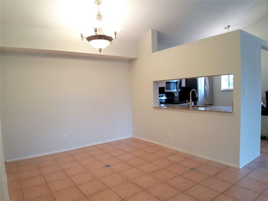 Oakland Forest Condo - Residential