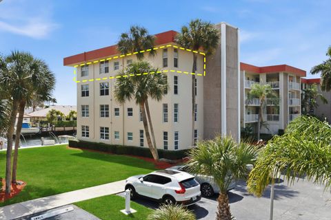 Tiny photo for 3000 NE 48th Court #406, Lighthouse Point, FL 33064 (MLS # B26000516)