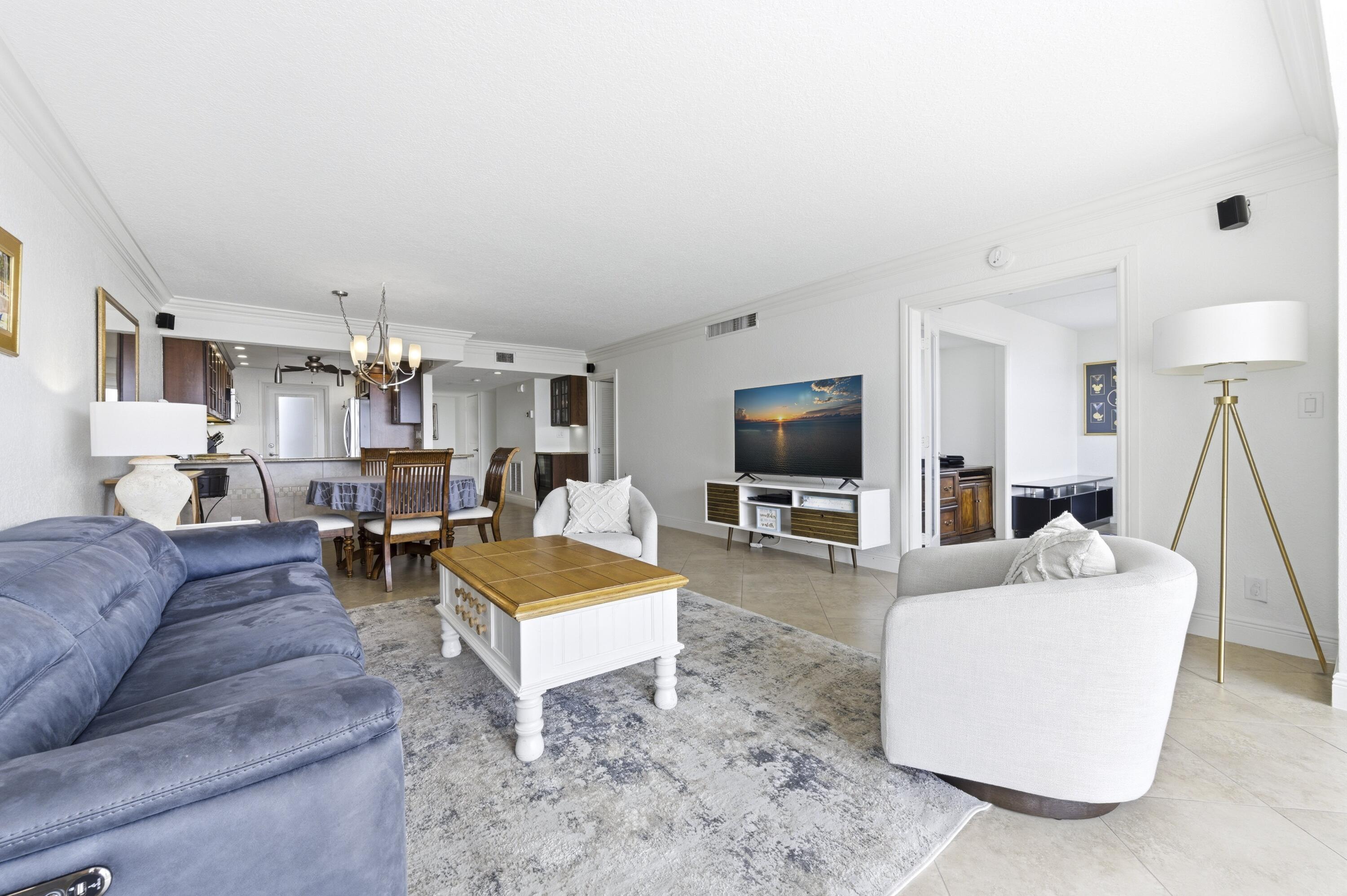 NO 2 PALM-AIRE AT CORAL KEY - Residential