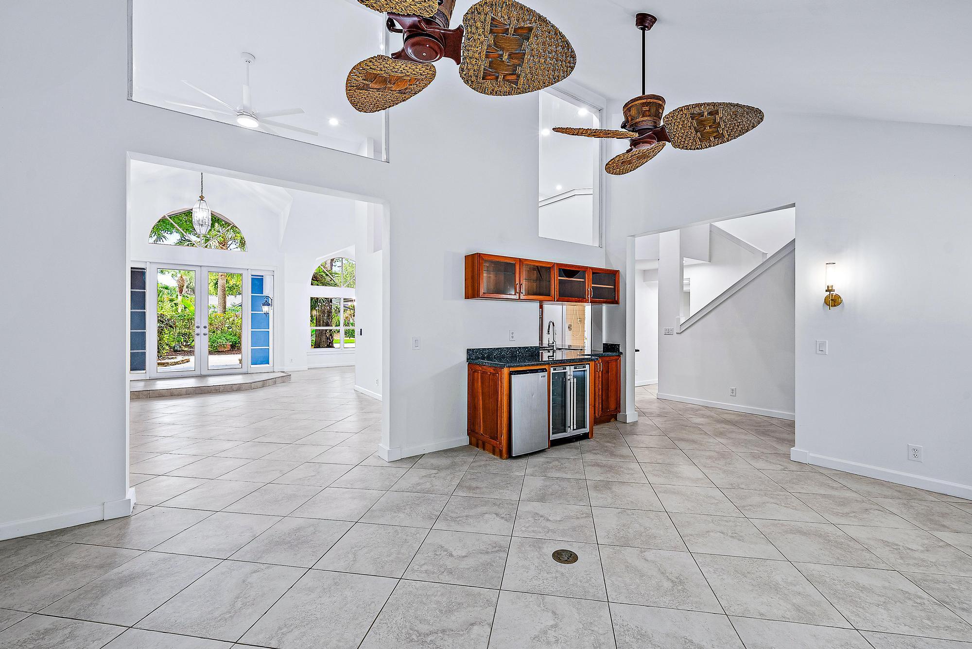 MYSTIC COVE - Residential