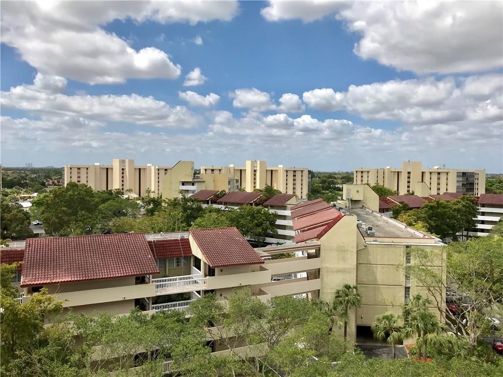 ENVIRON I CONDO 9 UNIT 8R - Residential