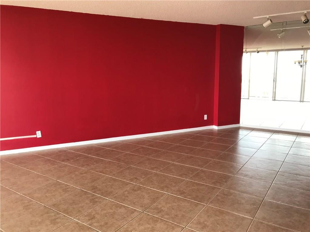 ENVIRON I CONDO 9 UNIT 8R - Residential
