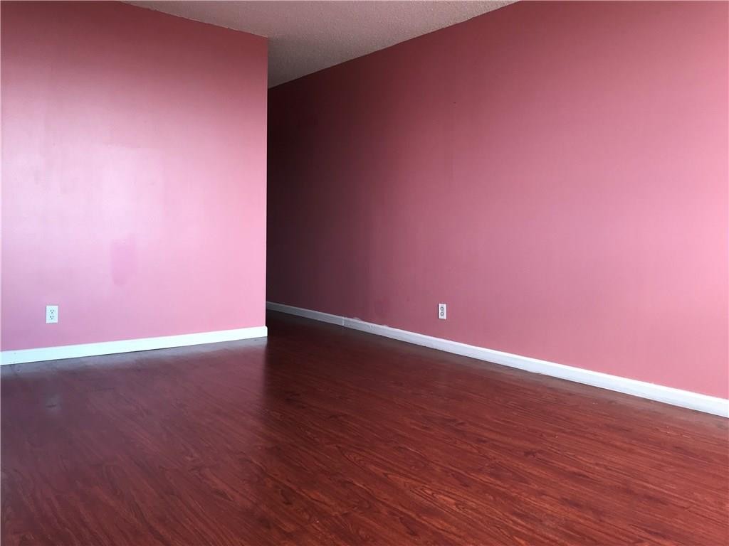 ENVIRON I CONDO 9 UNIT 8R - Residential