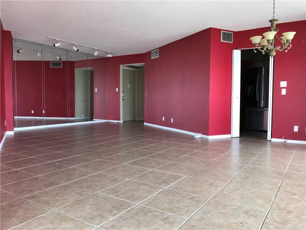 ENVIRON I CONDO 9 UNIT 8R - Residential