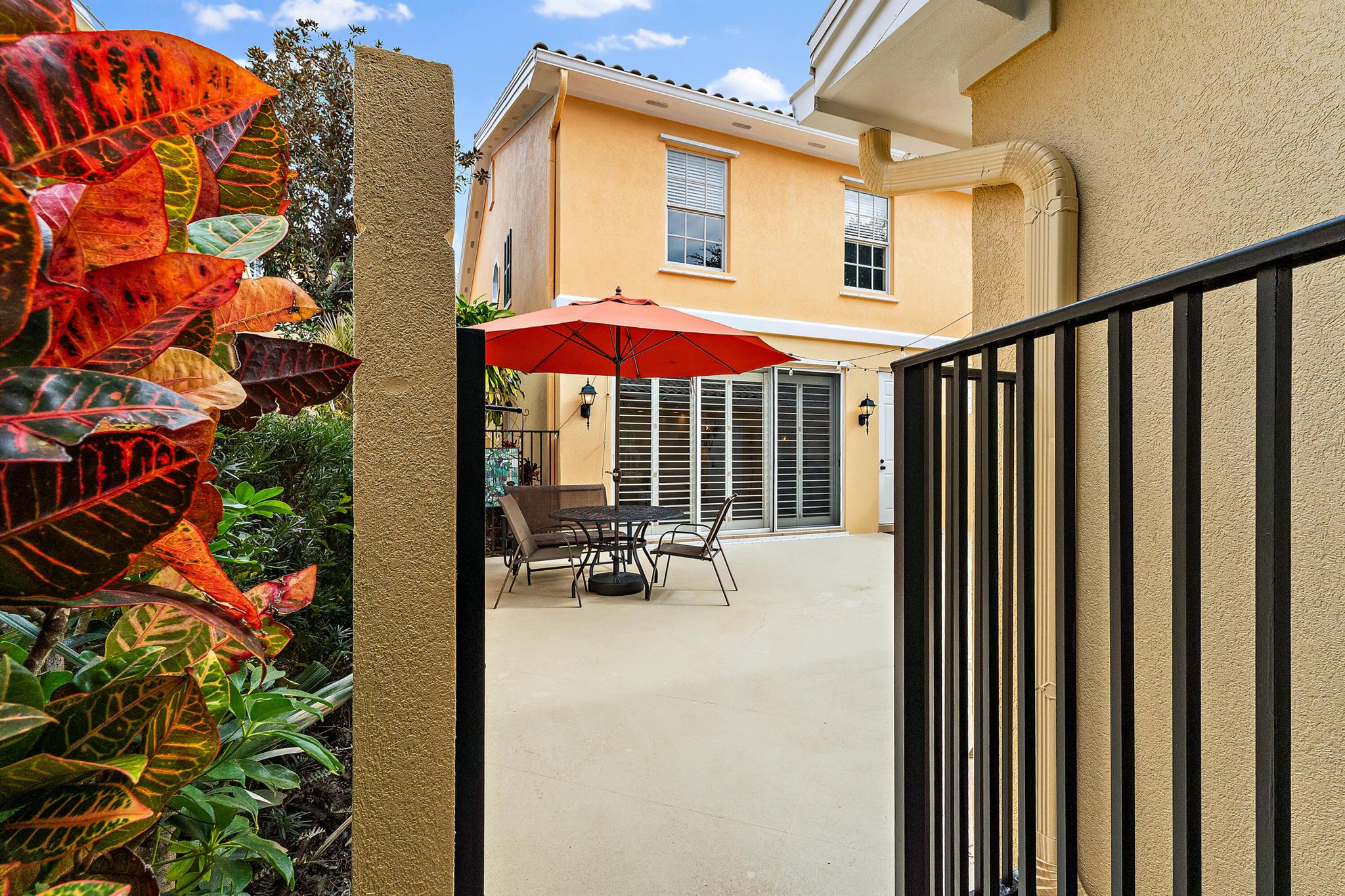 TUSCANY AT ABACOA - Residential