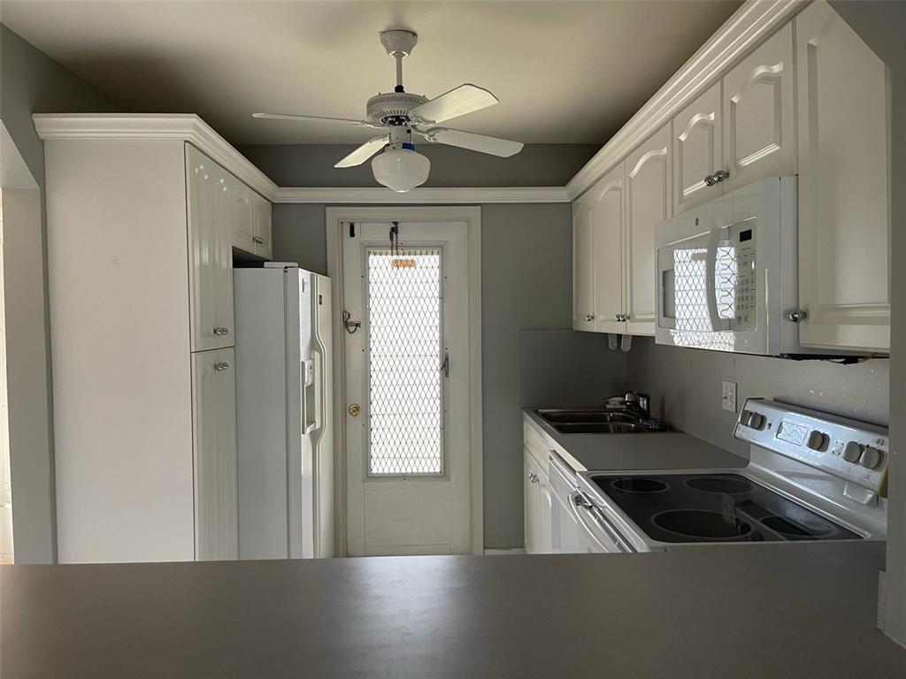 PINE DRIVE MANOR CONDO - Residential Lease