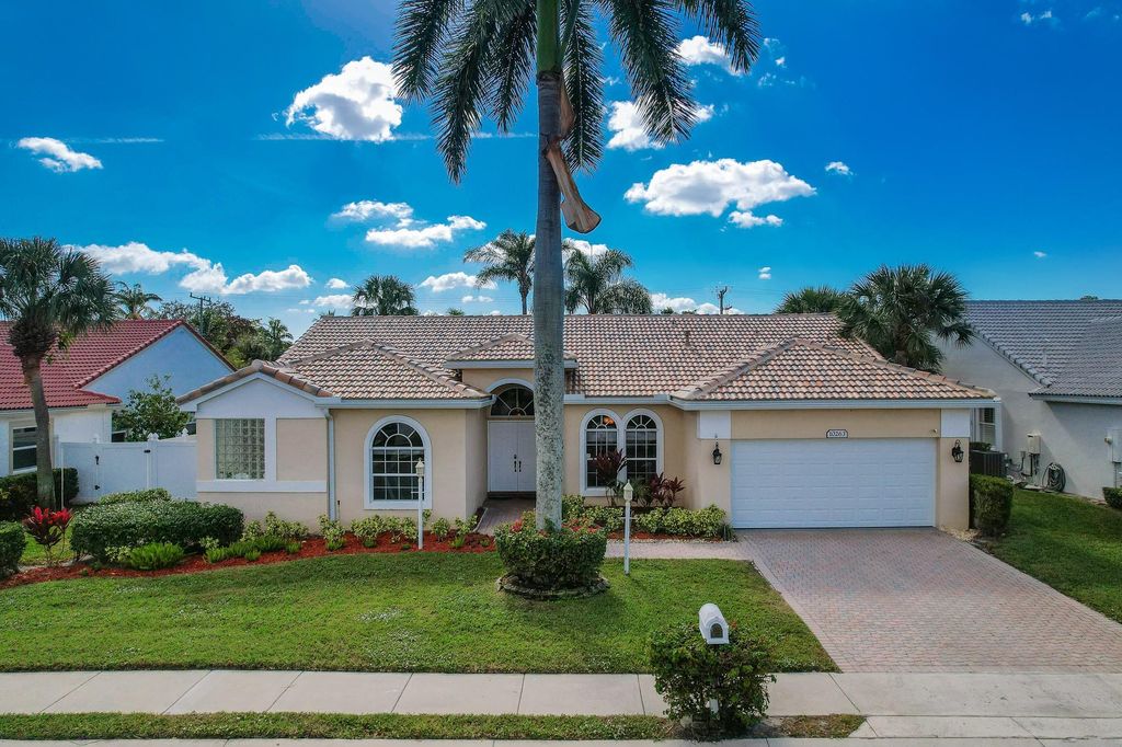 Photo of 10263 Allamanda Cir, Palm Beach Gardens, FL 33410 (MLS # F10410972)