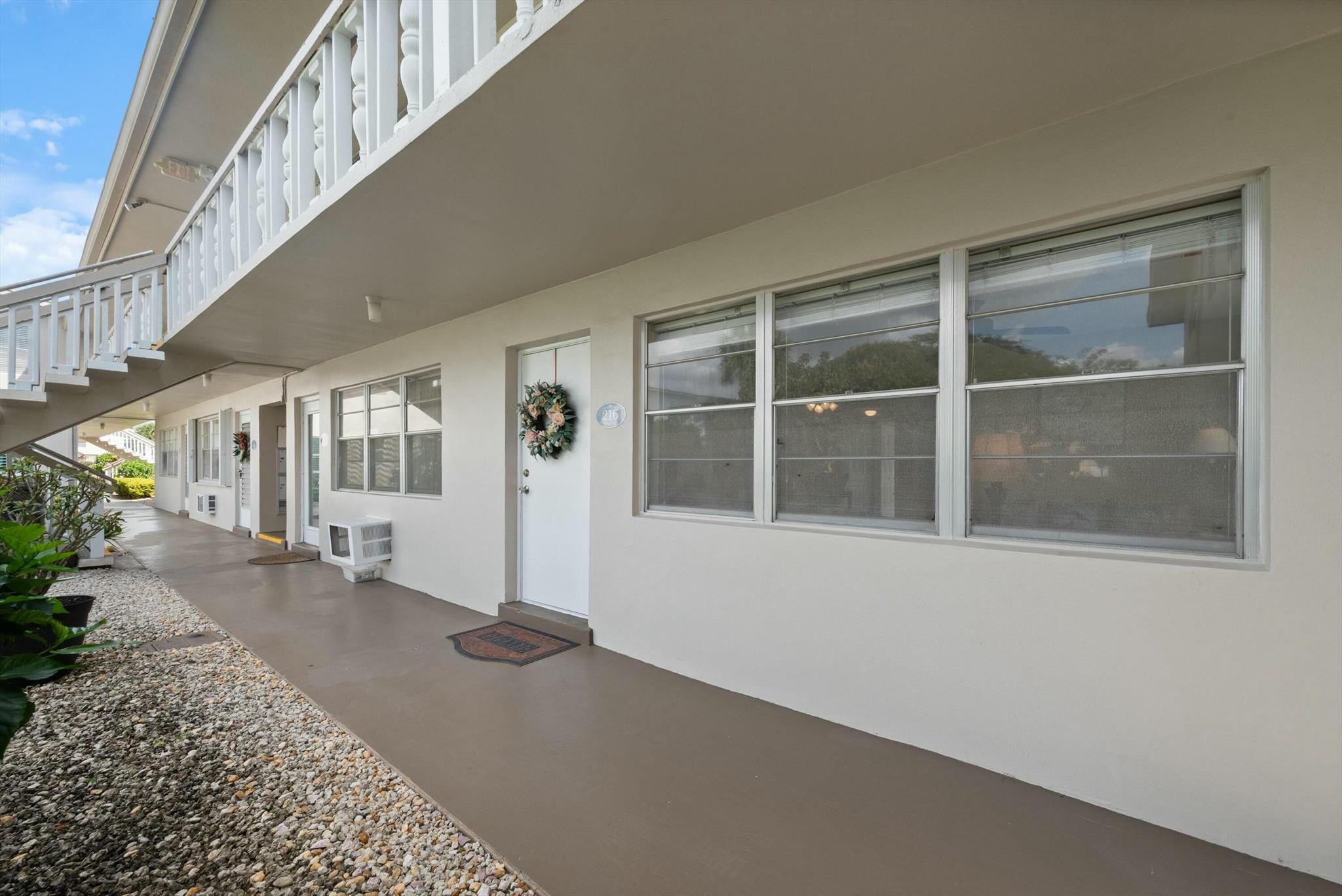 View photos, virtual tours, details... 216 Andover I