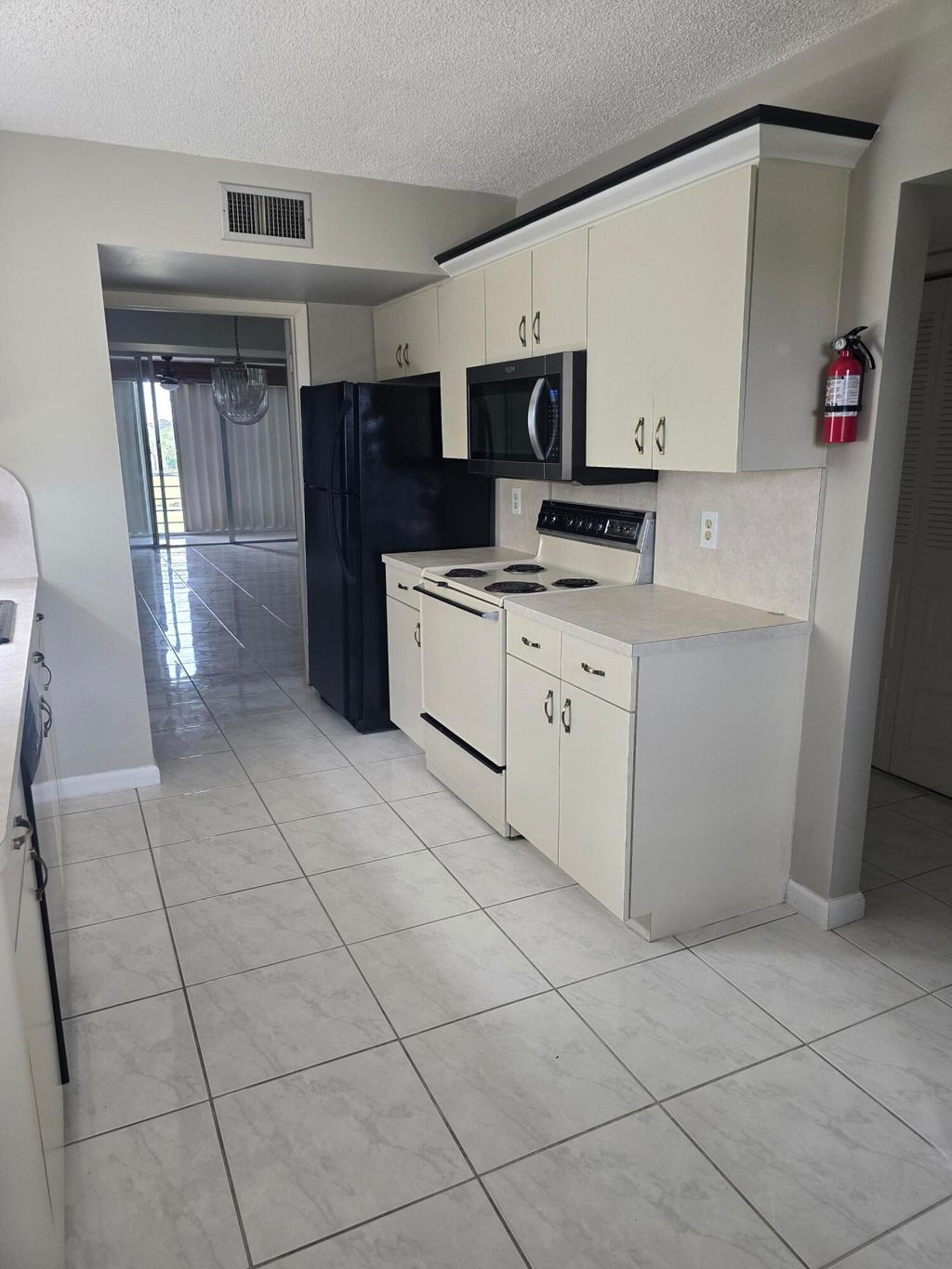 Photo of 6850 10th Avenue N #406, Greenacres, FL 33467 (MLS # B26030276)