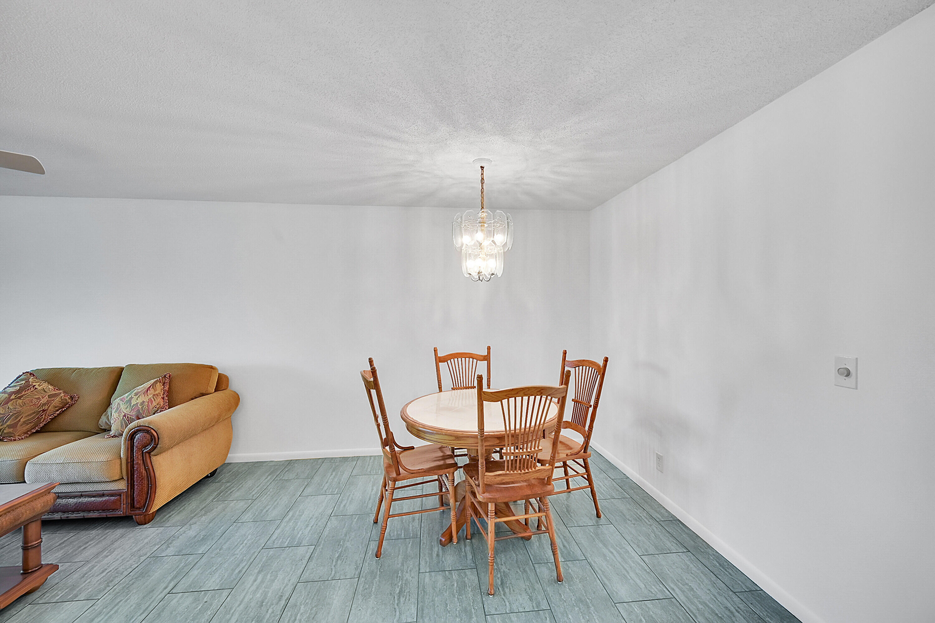 PALM GREENS AT VILLA DEL - Residential