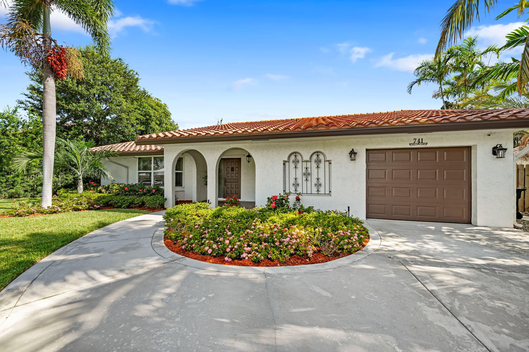 741 Curlew Road
