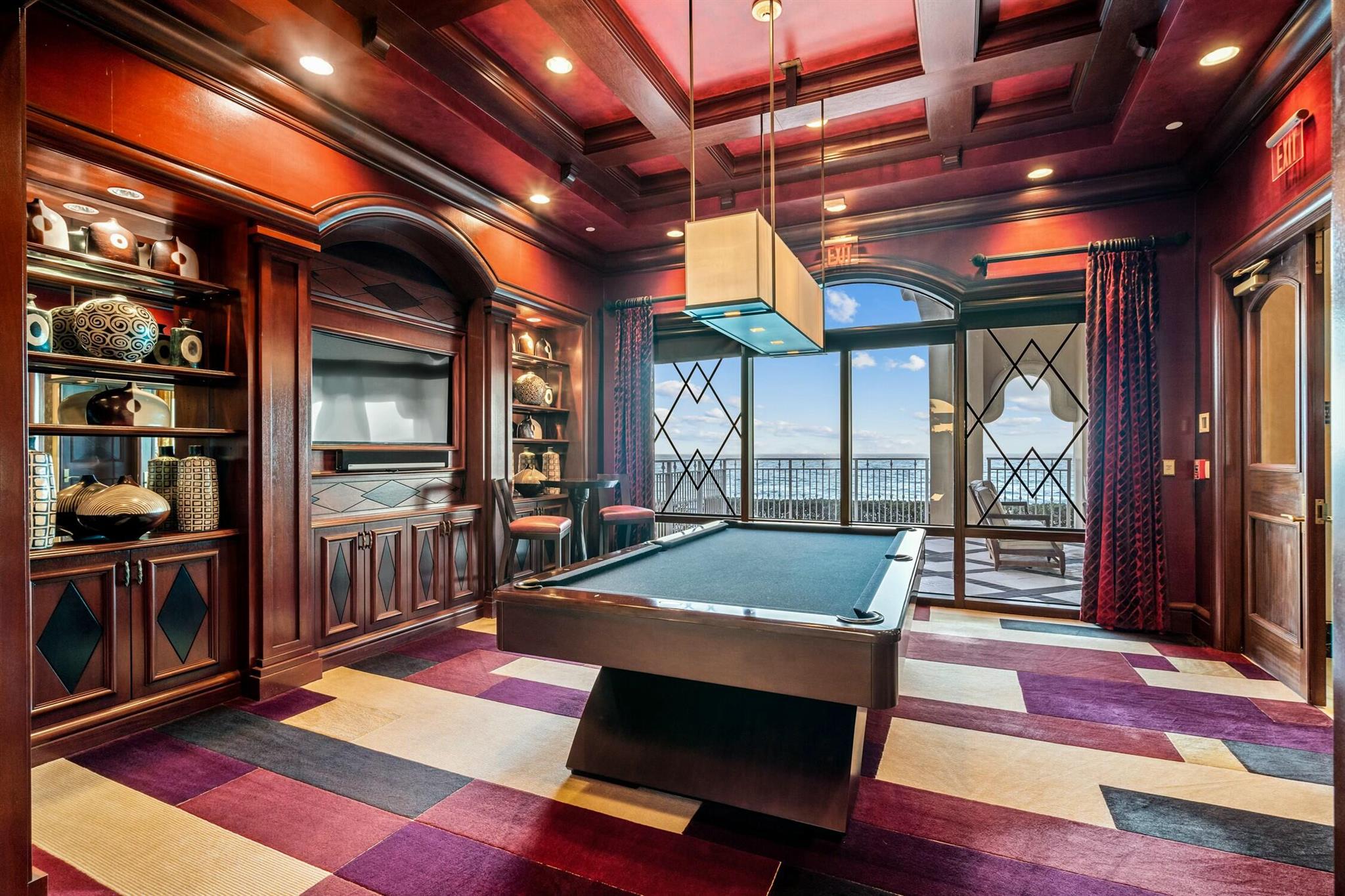 ONE SINGER ISLAND CONDO - Residential