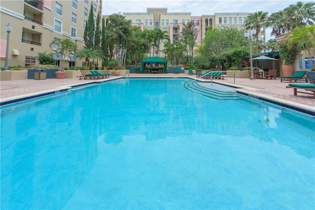 LAS OLAS BY THE RIVER - Residential