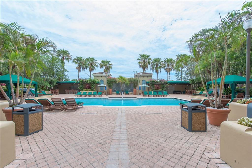 LAS OLAS BY THE RIVER - Residential