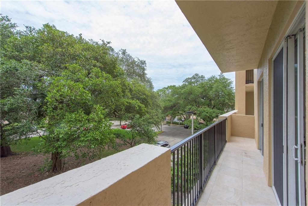 LAS OLAS BY THE RIVER - Residential