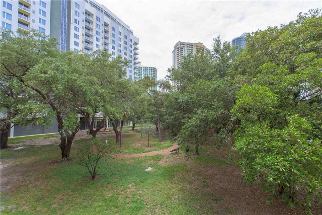 LAS OLAS BY THE RIVER - Residential