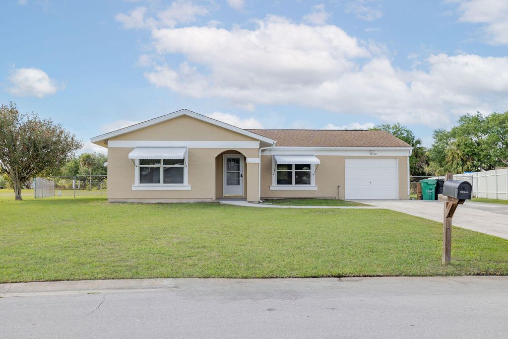 Photo of 2042 SE Oxmoor Terrace, Port Saint Lucie, FL 34952 (MLS # B26013516)