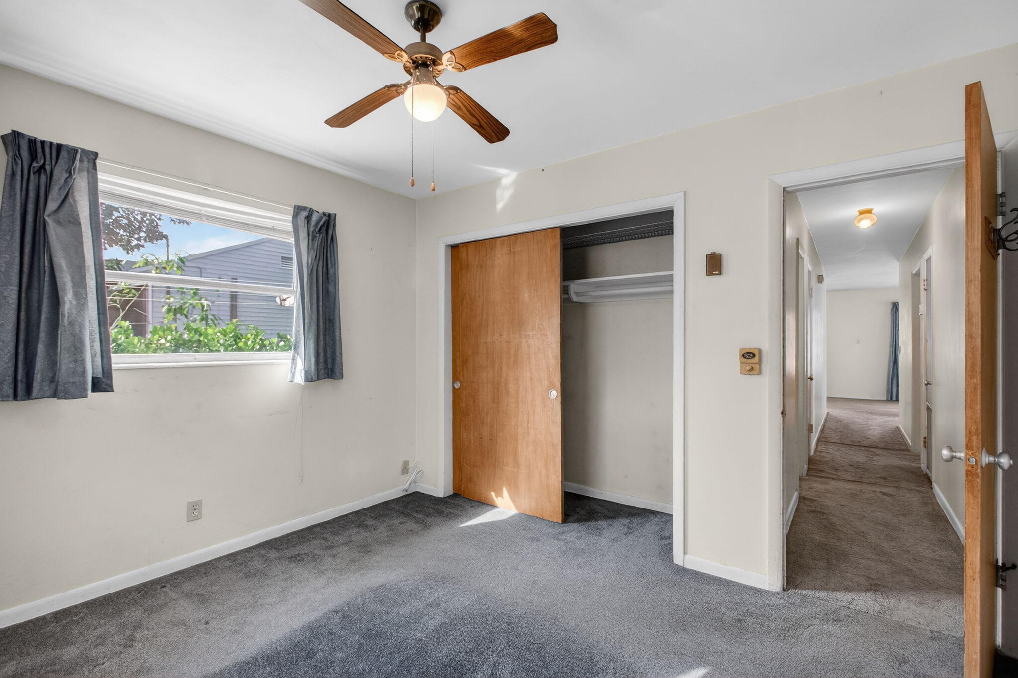 CRESTWOOD - Residential