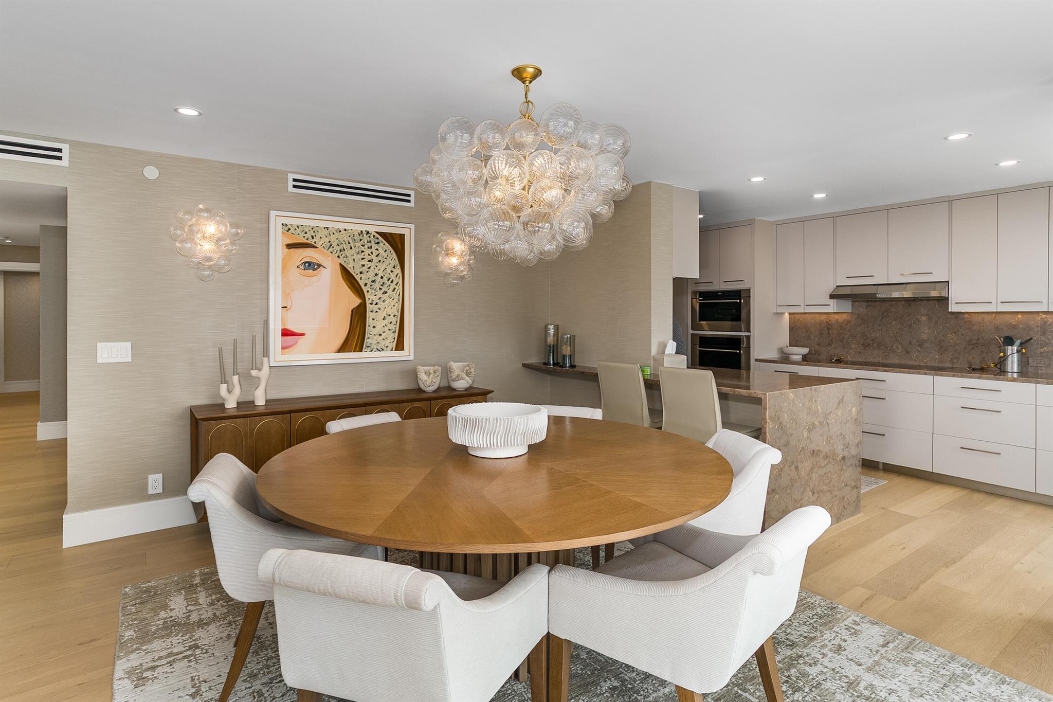 BERESFORD CONDO - Residential