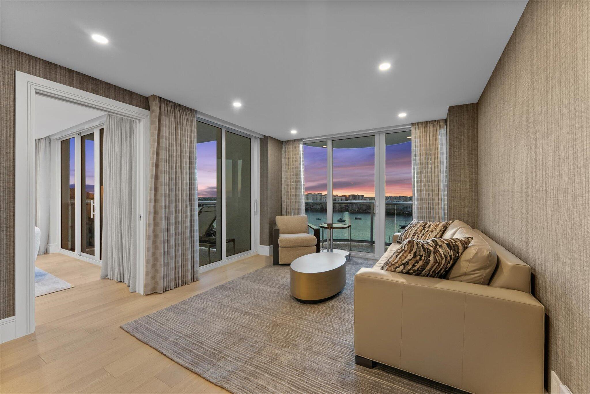 BERESFORD CONDO - Residential