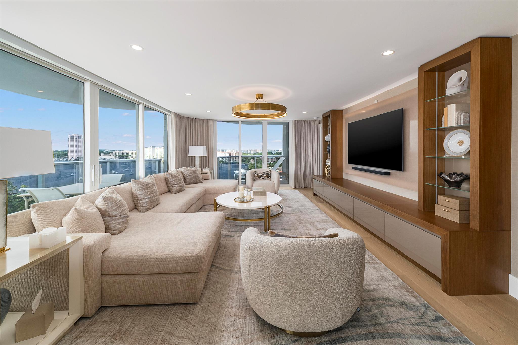 BERESFORD CONDO - Residential