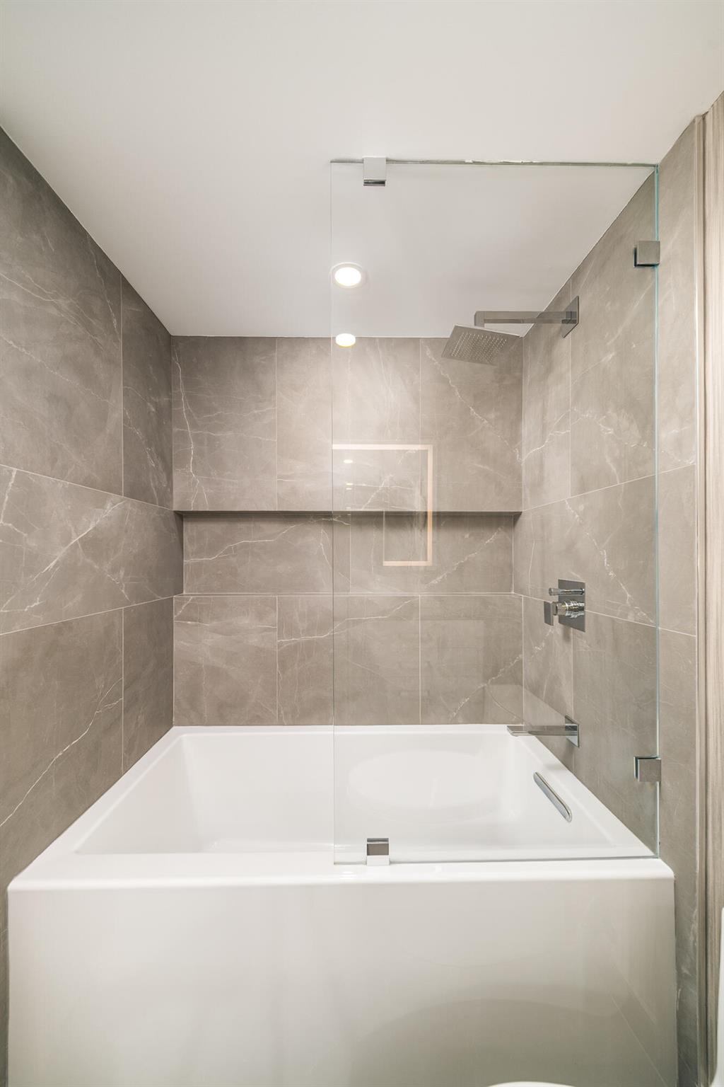 BERESFORD CONDO - Residential