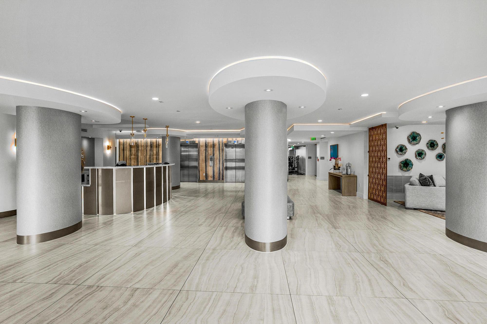 BERESFORD CONDO - Residential